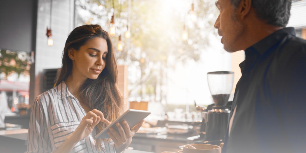 SavPay hero background